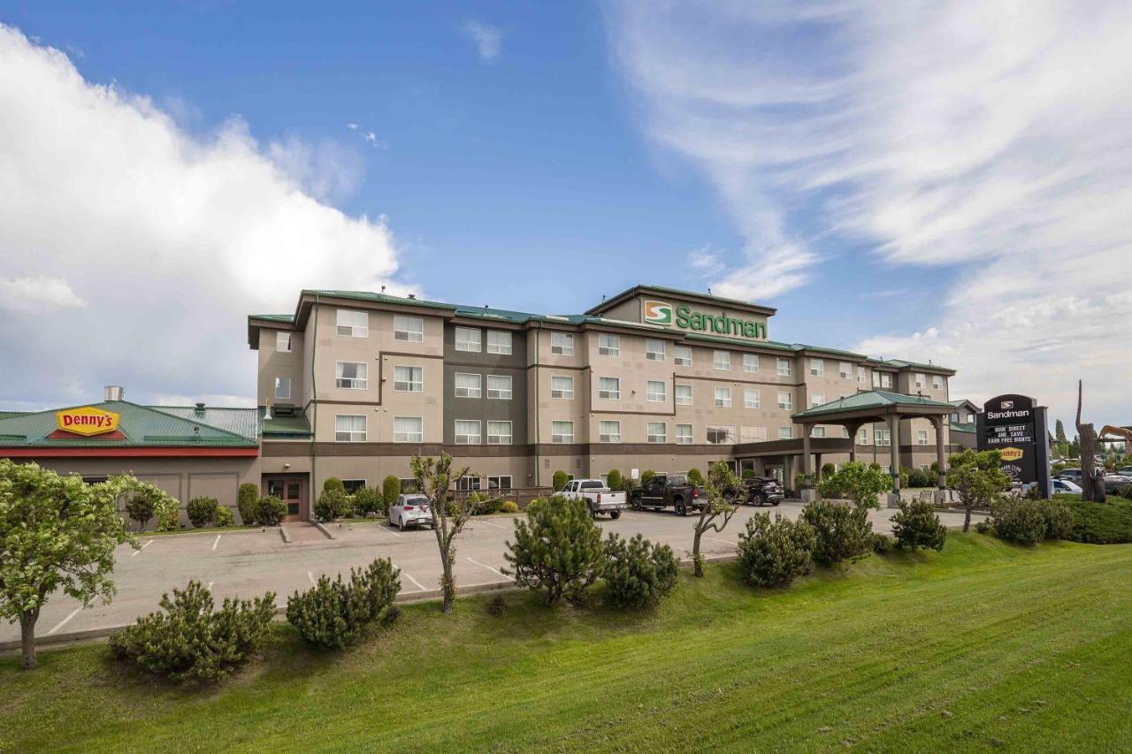 Sandman Hotel Quesnel Exterior foto
