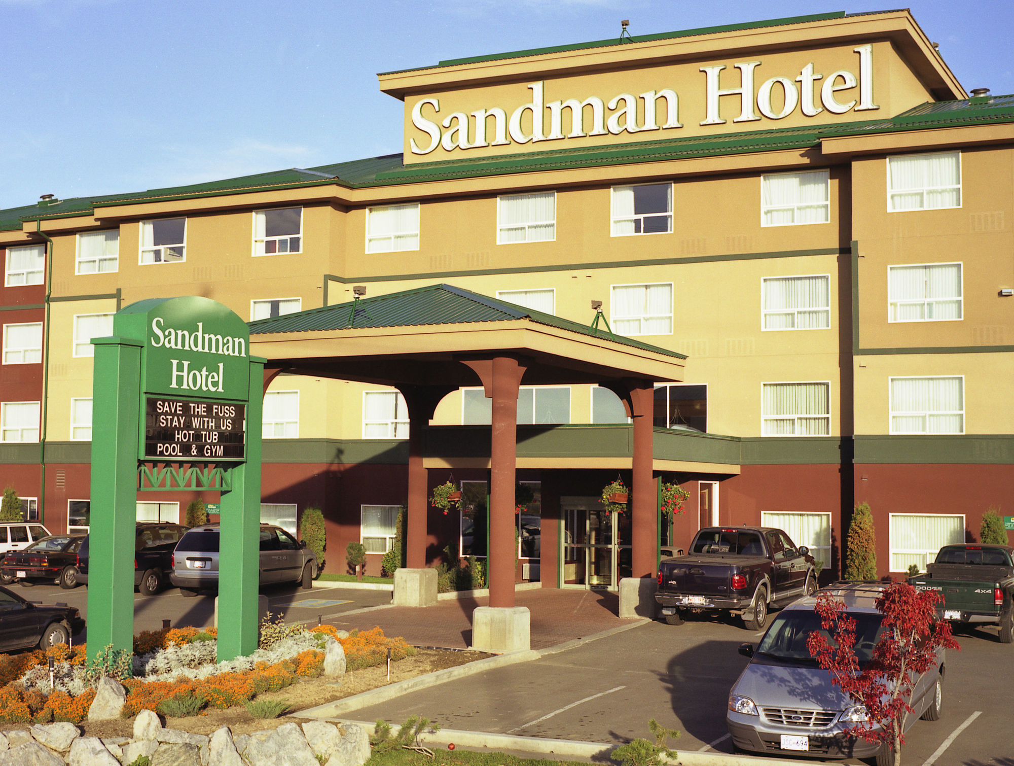 Sandman Hotel Quesnel Exterior foto